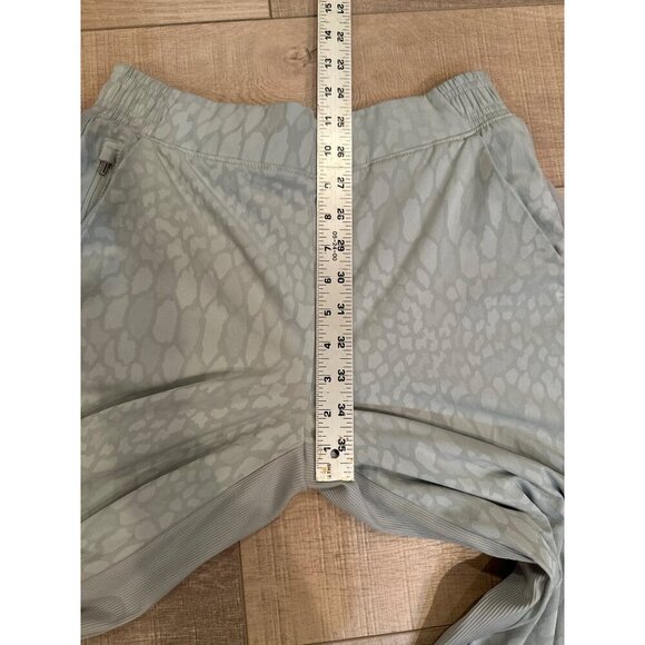 Athleta Womens Jogger Pants Size 6 Light Green Animal Print Stretch Waistband - Picture 3 of 9